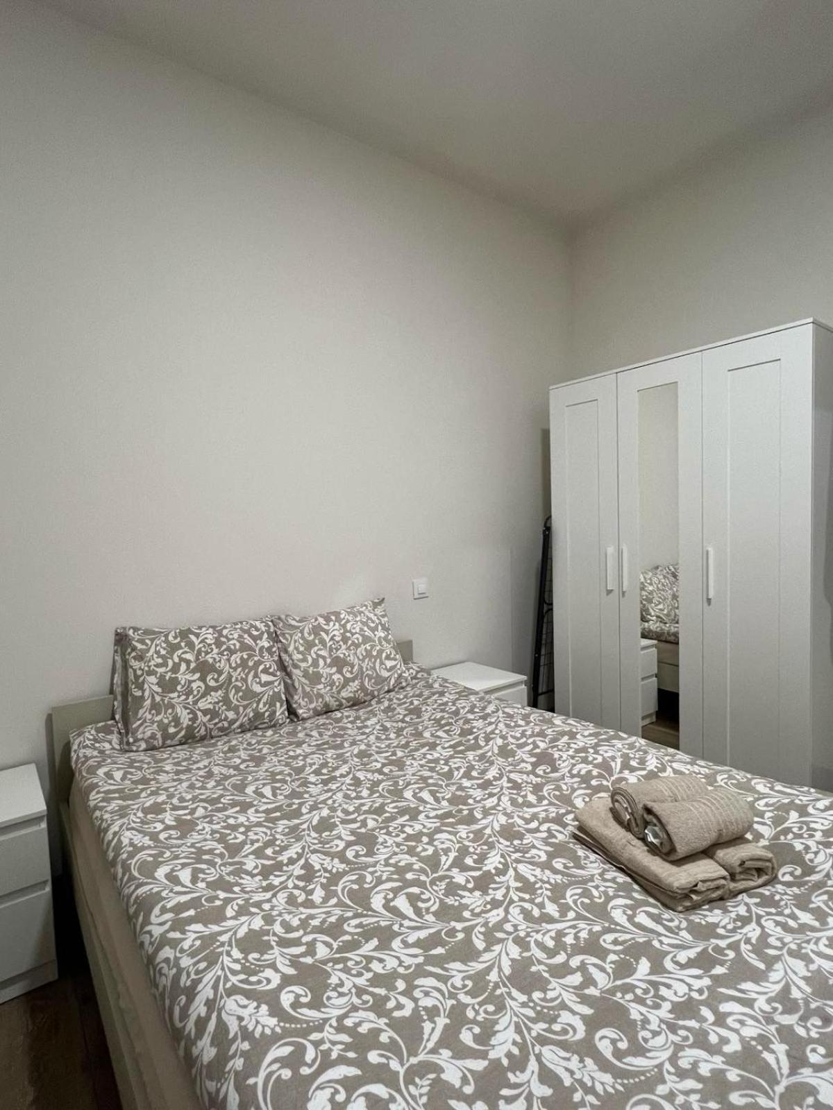 Appartement Pradalongo à Madrid Extérieur photo